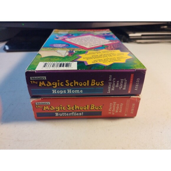 The Magic School Bus Lot of 2 VHS - Butterflies & Hops Home - Scholastic - Picture 4 of 6